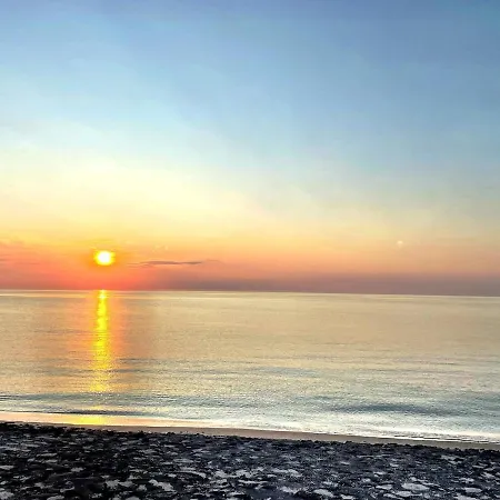 度假居 Loft By The Sea