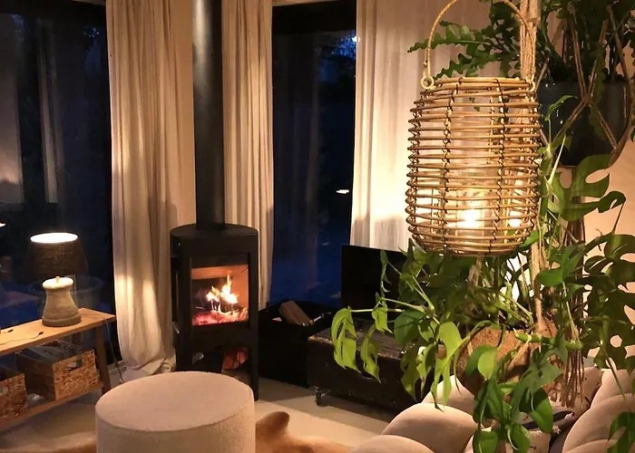 بيت للعطل Loft By The Sea *