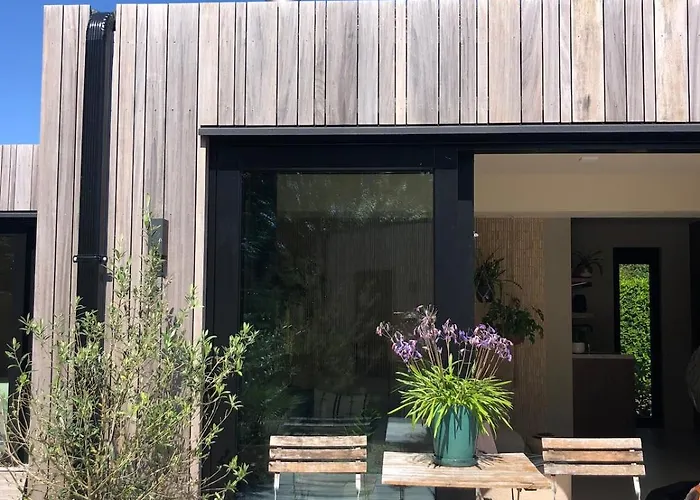 بيت للعطل Loft By The Sea *